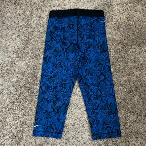 Nike Pro Crop leggings, small - Picture 5 of 8